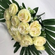 Букет роз с белыми цветами и зеленью "FITTONE", 15г., выс. 40см, цв.микс