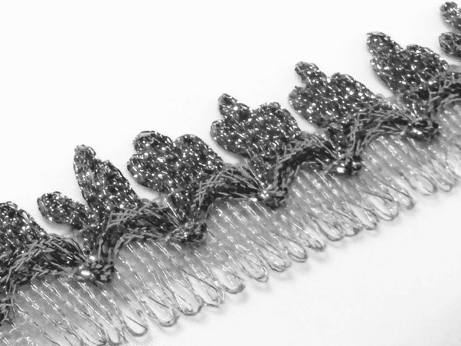 Тесьма 1763, серебро, шир. 2,6 см, 25 ярдов FITTONE