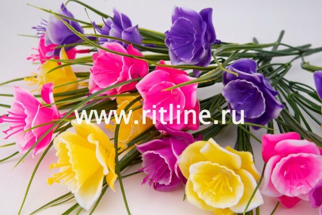 Букет пластиковых нарциссов, 5г, выс. 34 см, цв. микс FITTONE Букет пластиковых нарциссов, 5г, выс. 34 см, цв. микс FITTONE