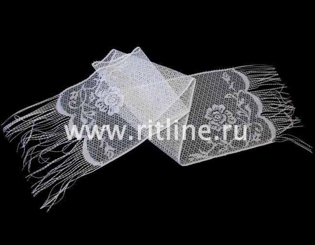 Шарф гипюровый с розами и бахромой FITTONE